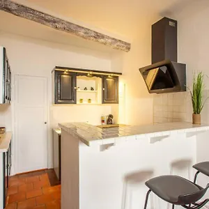 Vieil De Charme 2/4pers Appartement Antibes